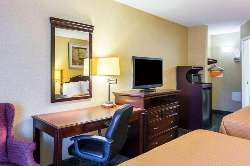 Quality Inn Manassas Exterior photo