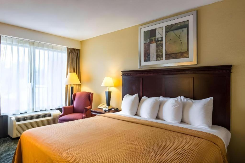 Quality Inn Manassas Exterior photo