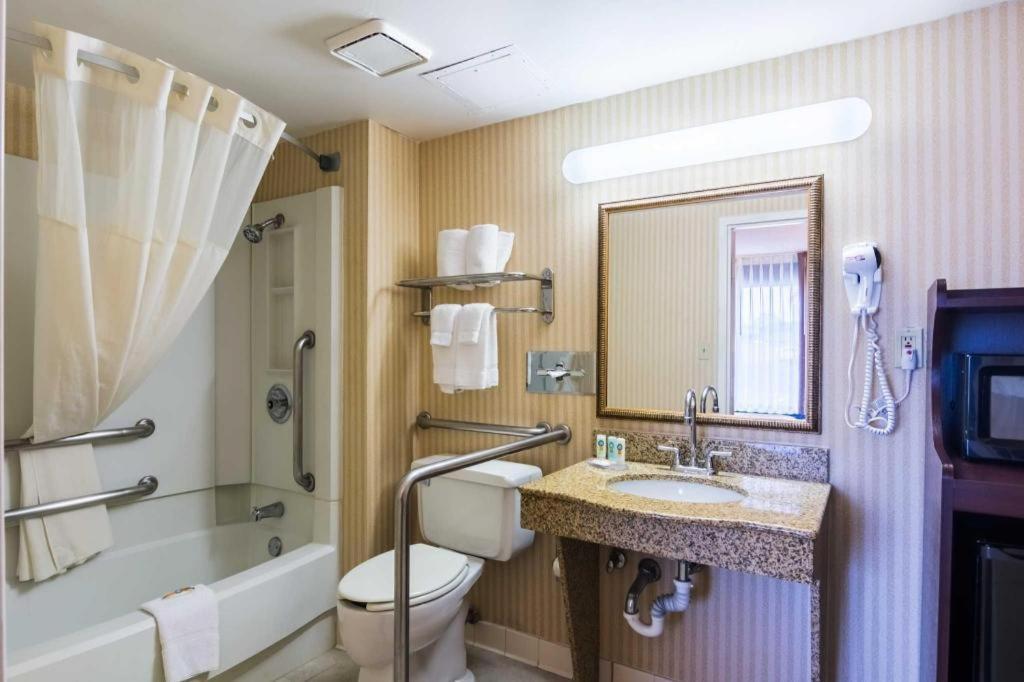 Quality Inn Manassas Exterior photo