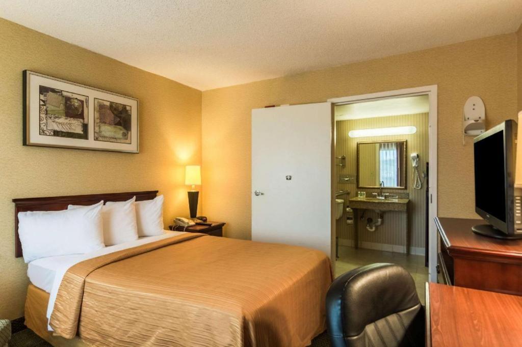 Quality Inn Manassas Exterior photo