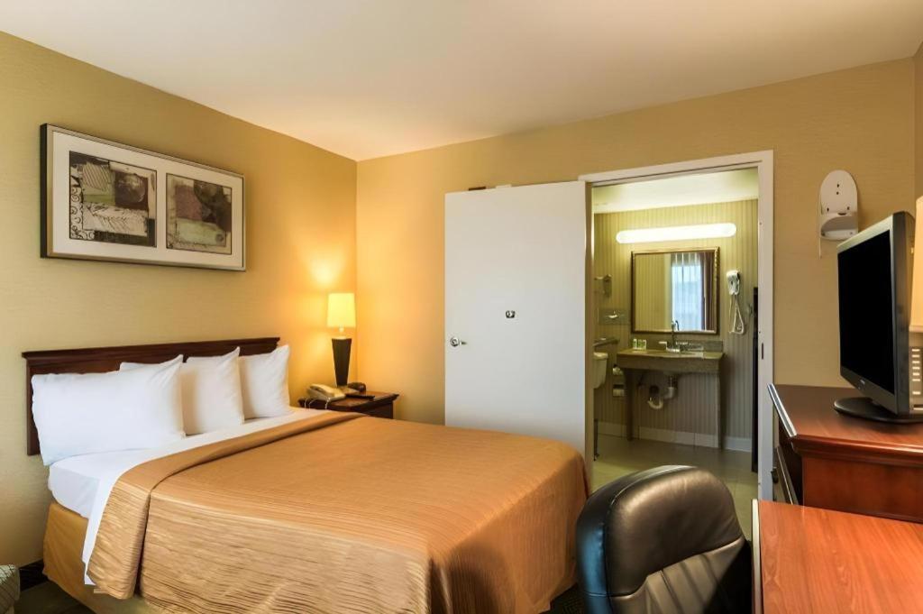 Quality Inn Manassas Exterior photo
