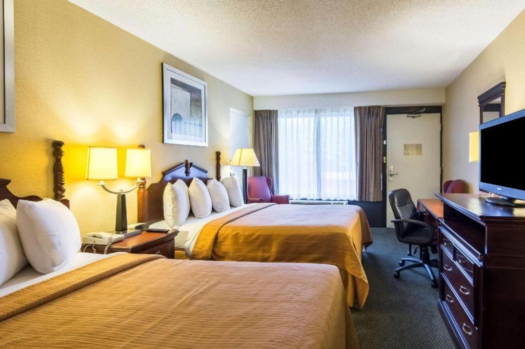 Quality Inn Manassas Exterior photo